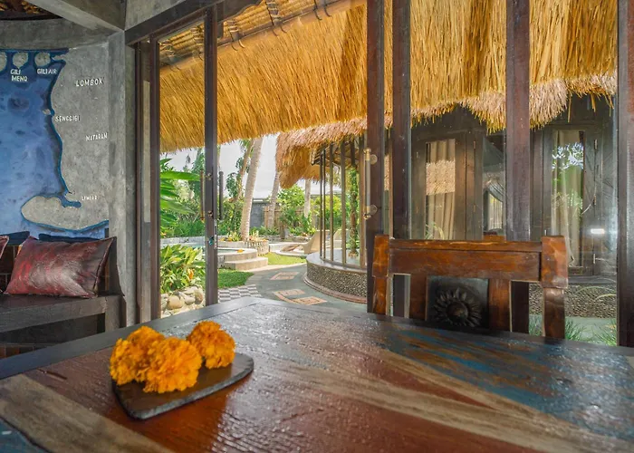 Authentic Beachfront Owl Appartamento Krambitan
